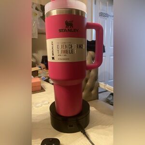 Stanley Pink Quencher H2.0 Tumbler with Handle